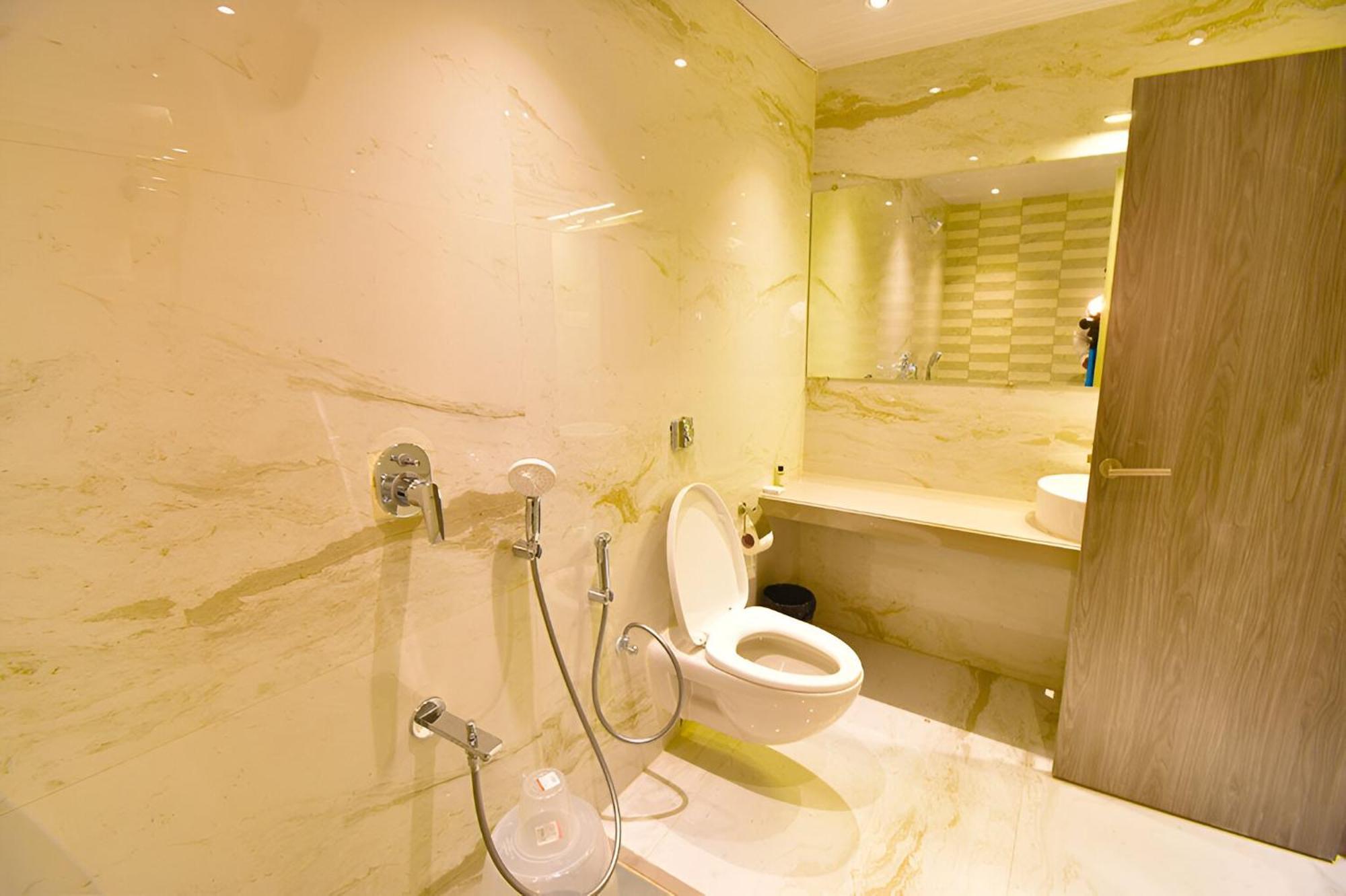 Glitz Hotels La Dahlia - Premium 탄 외부 사진